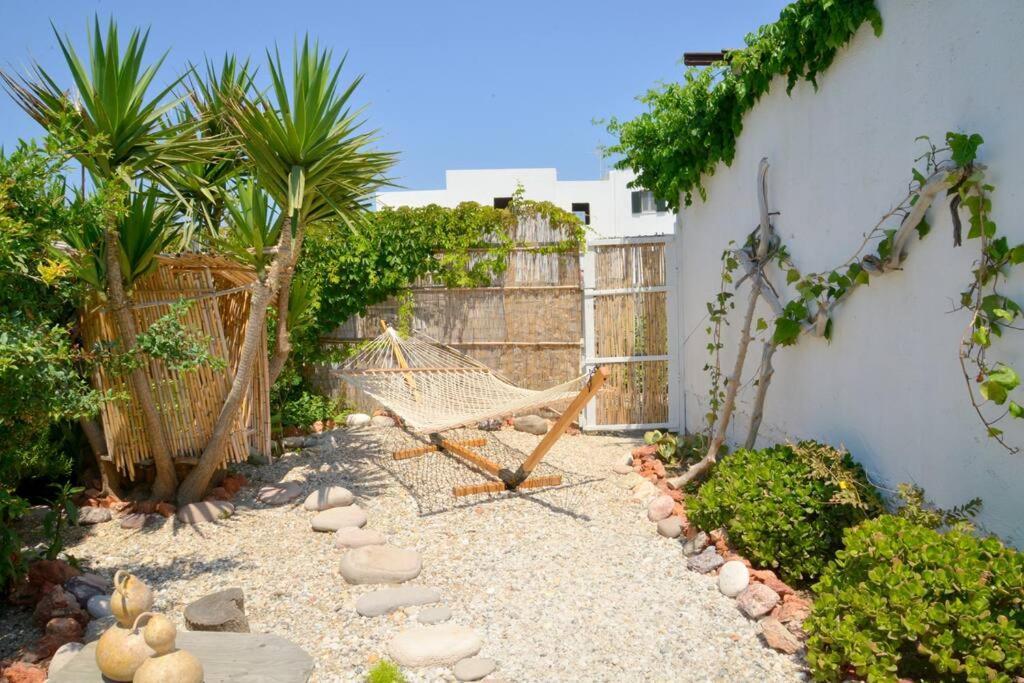 L'olivier Milos Apartment